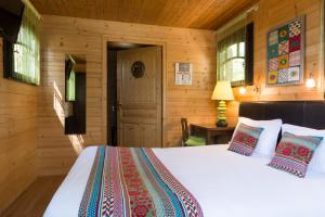 Hotels Auberge La Tomette, The Originals Relais : photos des chambres