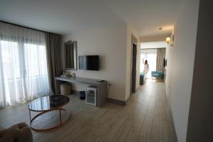 Yunus Beach Hotel