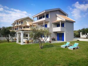 Olive Bay Hilltop Apartments Ammouliani Ammouliani Greece