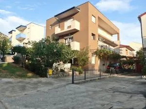 Apartments Trošelj - Kruškovac