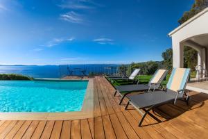 Appartements Vistazur Luxueux appartement avec terrasse et piscine : photos des chambres