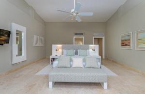 Unbelievable Villa with Pool - Perfect Family Vacay