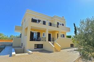 VILLA KONSTANTINOS 6 bedrooms Aegina Greece