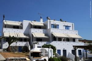 Kanala Studios Kythnos Greece