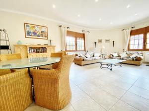 Villa Leonore stunning 2bedroom villa with air-conditioning & private swimming pool