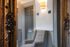 Vanbrugh House Hotel