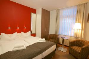 Small Double Room - Main Building room in Panorama Hotel Lohme