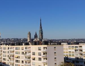 Appartements Appart'HomeCity - Rouen Vue Cathedrale : photos des chambres