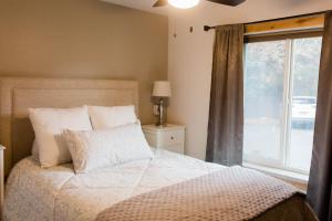 #100 1br Snowcrest walk 2 PC Resort