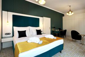 Superior Double Room room in ASTORIA Hotel & Medical Spa Art Deco WOLKER