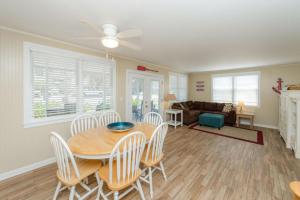 704 W Ashley - Blue Sky - Heated Swimming Pool - Across the Street from Ocean