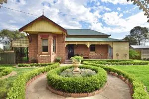 Avoca House - Gorgeous Federation Home - Mudgee