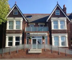 Buckingham Hotel - 库克姆