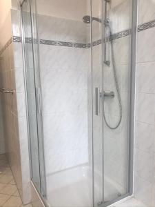 Familienfreundliches Apartment im Zentrum für Geschäftsreisen und privat