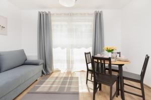 Apartamenty obok Starego Miasta by Renters