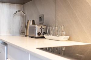 Menlyn Residence - Studio Apartment