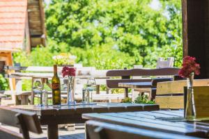 Weingut & Buschenschank Pölzl