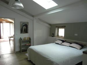 Appartements gites Les Lebes - Grange loft : Maison 1 Chambre