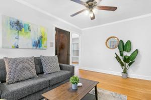 Vibrant 1BR Apartment in Roscoe Village - Marshfield N3