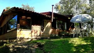 Cabaña en medio del bosque ZA