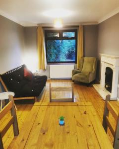 Self Contained 3 Bedroom House with Off Street Parking