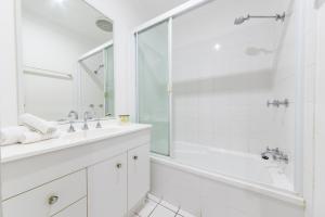 Sunset Waters Apartments