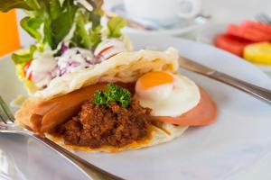 Leaves Valley Resort