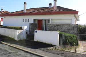 Villas MAISON BERASTEGUIA AVEC LES CLES DE SAINT JEAN DE LUZ : photos des chambres