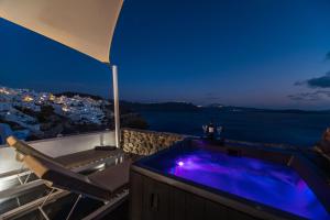 Solstice Luxury Suites Santorini Greece