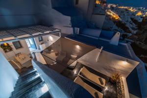 Solstice Luxury Suites Santorini Greece