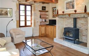 Maisons de vacances Beautiful Home In Gindou With 5 Bedrooms, Wifi And Private Swimming Pool : photos des chambres