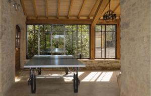 Maisons de vacances Pet Friendly Home In Gindou With Kitchen : photos des chambres