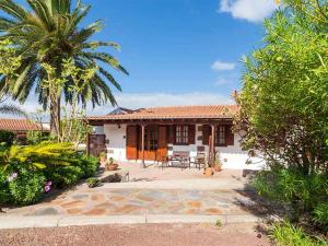 Welcoming house with pool in San Cristóbal, 70 m²