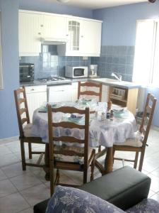 Appartement avec piscine partagée à Roquefort-la-Bédoule - 50m²