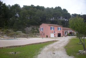 Appartements Appartement d'une chambre avec piscine partagee et jardin clos a Roquefort la Bedoule a 3 km de la plage : photos des chambres