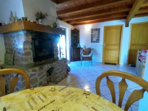 Appartement chaleureux à Soultzeren avec vue sur montagne