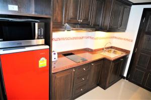 High Floor Studio Apartment at Angket - Sleeps 2