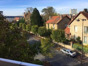 Appartements Appartement de 3 chambres avec balcon amenage et wifi a Melun : photos des chambres