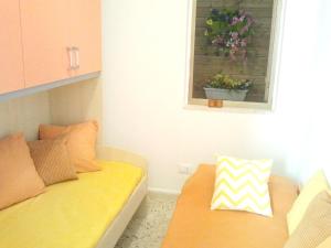 Bright Apartment in Alcamo: 100 m² with Sea View