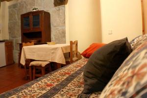 Cosy apartment in Seia, 25 sqm, welcoming fireplace