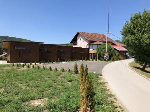 Charming apartment in Rakovica with shared pool 35 sqm 