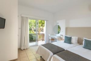 Akti Beach Hotel & Village Resort