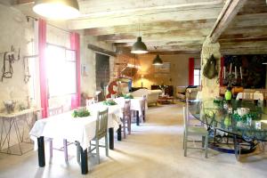 Villas Villa spacieuse et charmante a Saint-Gilles avec piscine privee : photos des chambres