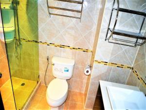 Large corner studio condo Jomtien