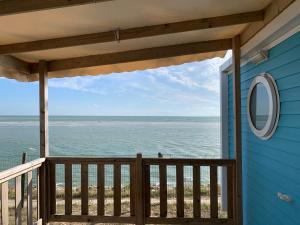 Campings Camping Les Violettes : Mobile Home - Vue sur Mer (4 Personnes)