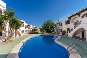 Apartamentos Posidonia - 3hvězdičkové hotely ve městě Son Parc