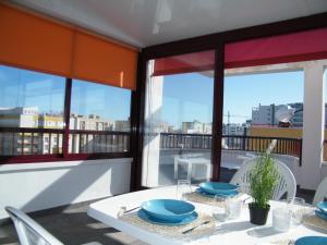 ÁTICO SALINAS IV, Mnostrum Playa de Gandía EXCLUSIVO FAMILIAS