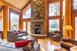 8140 Nicklaus North - Lillooet