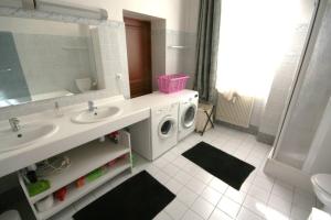 Appartements VILLA SEQUOIA : photos des chambres