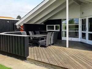 8 person holiday home in Sydals